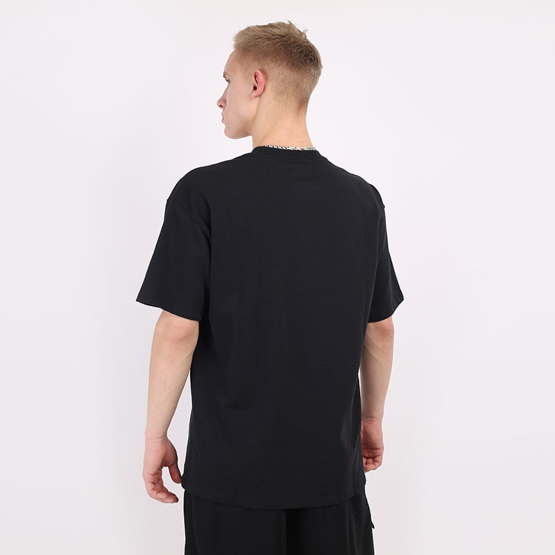 мужская черная футболка Nike Howlin Moon Ball T-Shirt CV2103-010 - цена, описание, фото 4